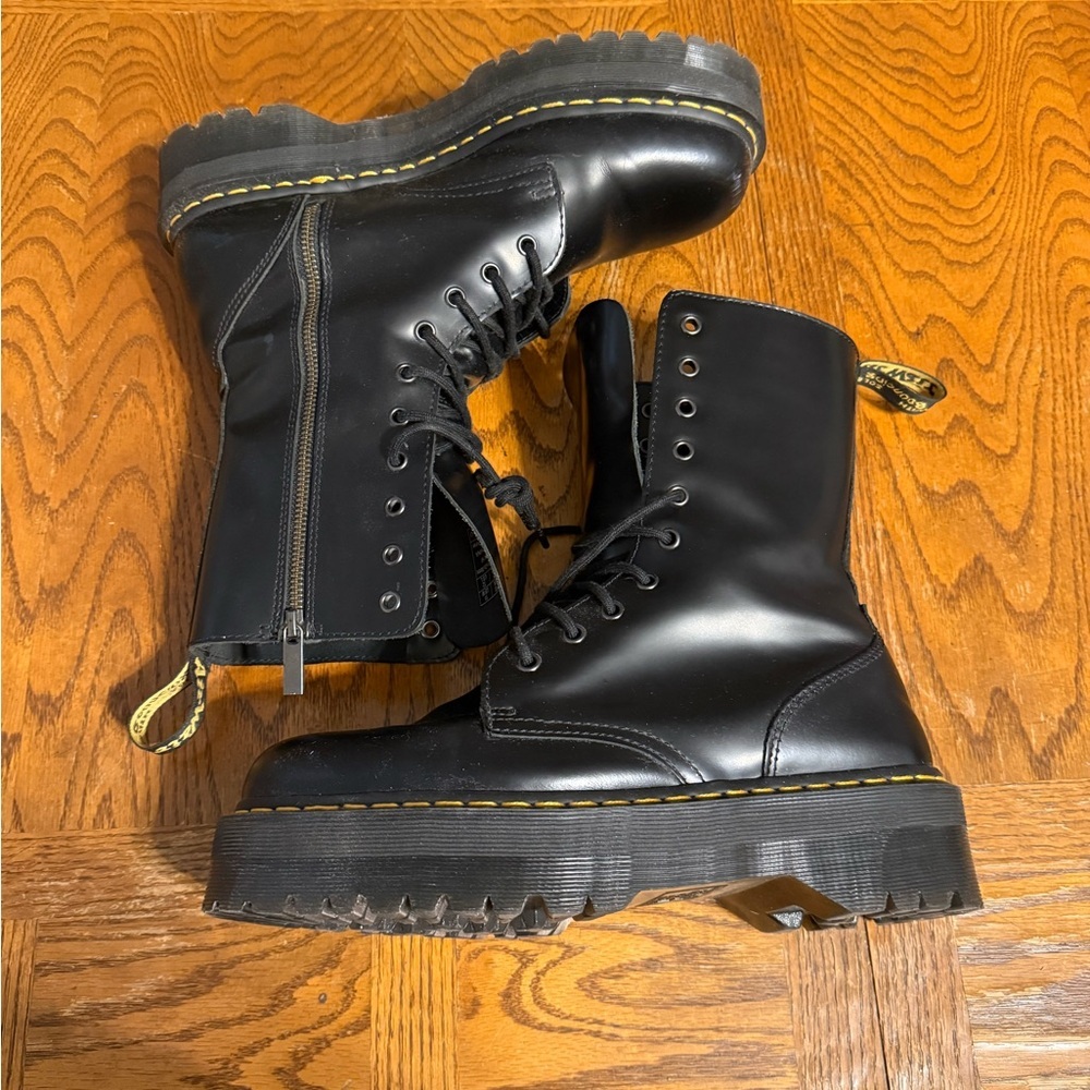 Dr. Martens Jadon Boot Smooth Leather Platforms Black Wmn's 12 Men's 11 Grunge - Picture 7 of 14